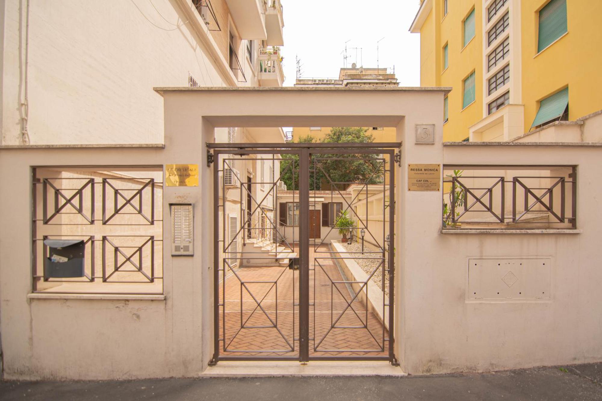 Domus Eroi Apartamento Roma